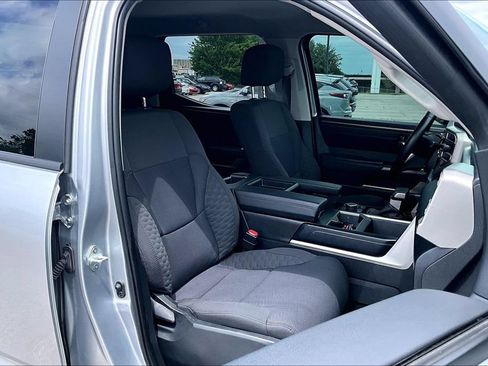 Used 2024 Toyota Tundra SR5 AWD/4WD image 9