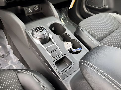 New 2025 Ford Escape SE image 34