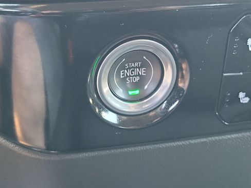 Used 2023 Chevrolet Silverado 1500 LT RWD image 16