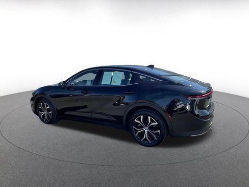 Used 2025 Toyota Crown XLE image 10