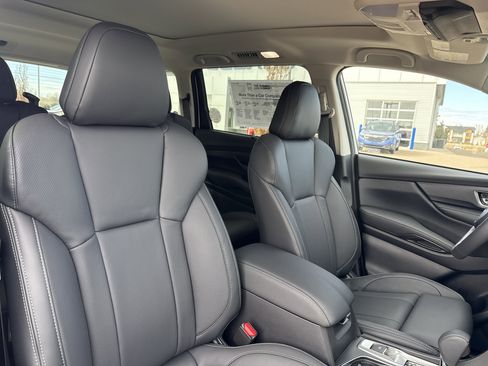 New 2026 Subaru Ascent Limited image 7