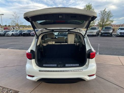 Used 2019 INFINITI QX60 Luxe w/ Essential Package FWD image 7