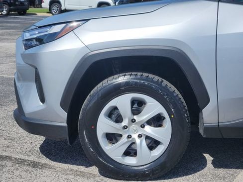 Certified 2025 Toyota RAV4 LE FWD image 7