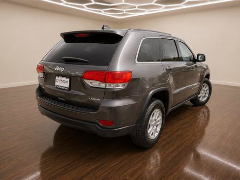 Used 2018 Jeep Grand Cherokee Laredo AWD/4WD image 8