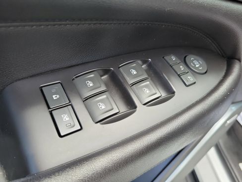 Used 2020 Cadillac Escalade Luxury AWD/4WD image 21
