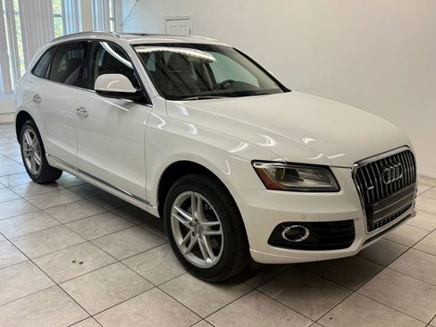 Used 2017 Audi Q5 2.0T Premium Plus w/ Technology Package image 1