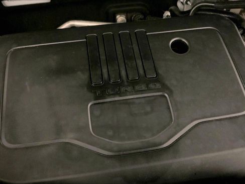 Used 2025 Chevrolet Blazer LT image 30