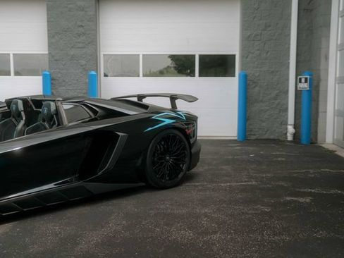 Used 2017 Lamborghini Aventador LP 750-4 Superveloce AWD/4WD image 34