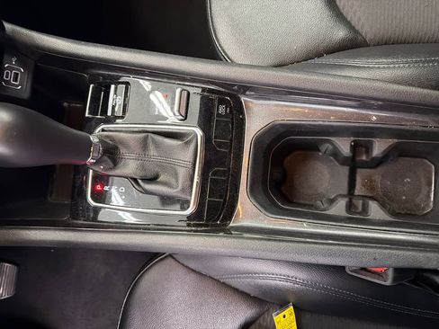 Used 2023 Toyota Corolla LE FWD image 58