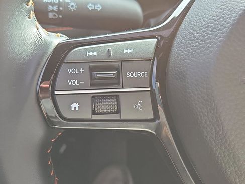 Used 2025 Honda HR-V Sport image 29