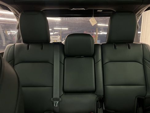 Used 2024 Jeep Wrangler Sahara image 22