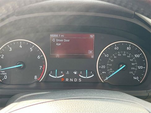 Used 2019 Ford EcoSport Titanium image 12