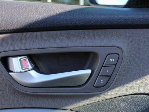 Used 2014 Hyundai Santa Fe Sport w/ Technology Package 04 image 12