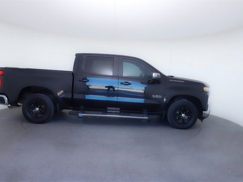 Used 2019 Chevrolet Silverado 1500 LT w/ Texas Edition image 9