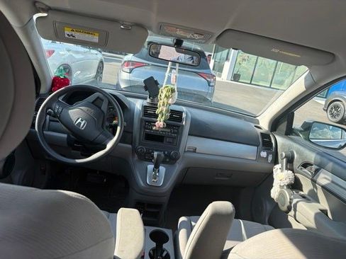 Used 2010 Honda CR-V LX image 11