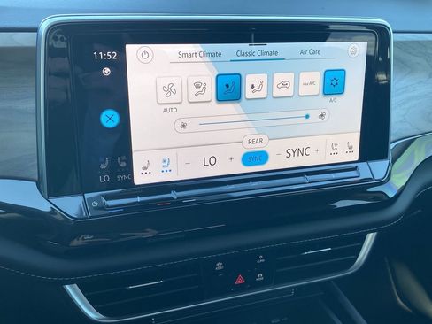 New 2026 Volkswagen Atlas SE image 23