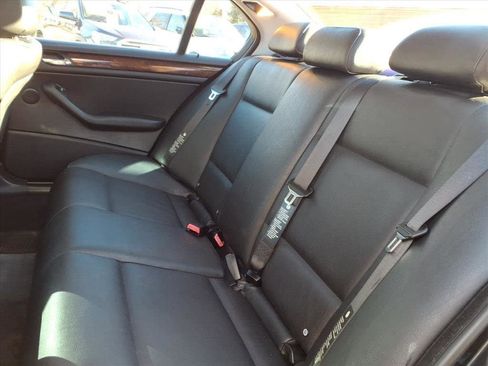 Used 2005 BMW 325i Sedan image 15