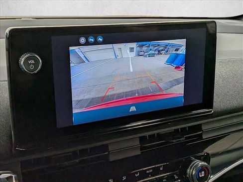Used 2024 Honda Prologue EX image 17