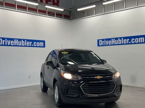 Used 2020 Chevrolet Trax LS FWD image 5