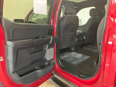 Used 2022 Ford F150 XLT w/ Equipment Group 302A High AWD/4WD image 19
