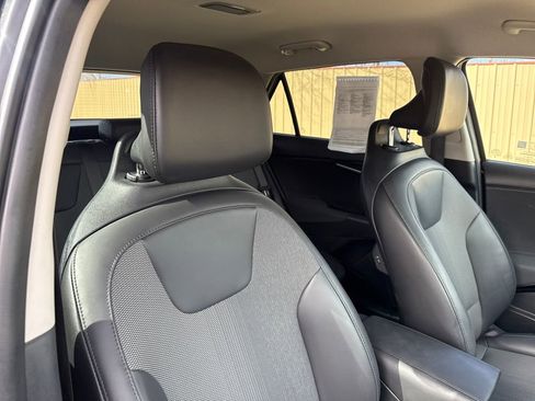 Used 2023 Kia Niro EX FWD image 28