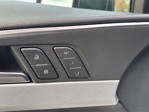 Used 2017 Audi A4 2.0T Premium w/ Convenience Package image 25