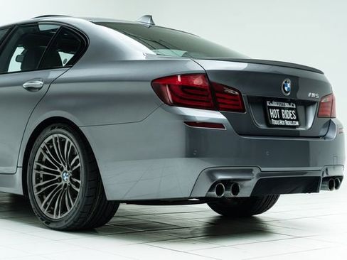 Used 2013 BMW M5 RWD image 19