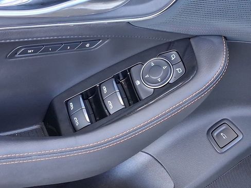 Used 2025 Cadillac CT5 Sport RWD image 19