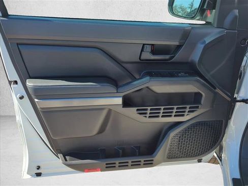 New 2026 Toyota Tacoma SR5 image 10