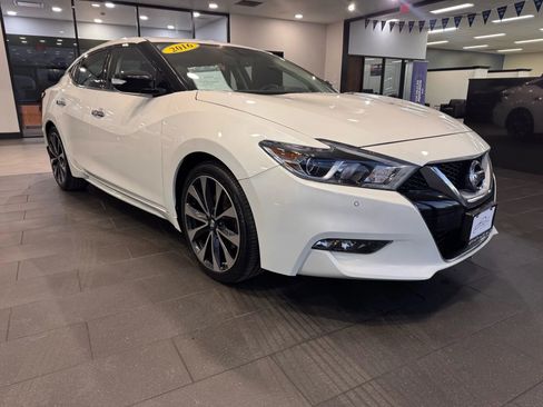 Used 2016 Nissan Maxima SR image 7