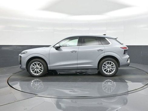 Used 2026 Audi Q3 quattro 2.0T w/ Driver Assistance Package AWD/4WD image 4