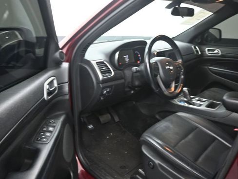 Used 2021 Jeep Grand Cherokee Laredo X RWD image 10