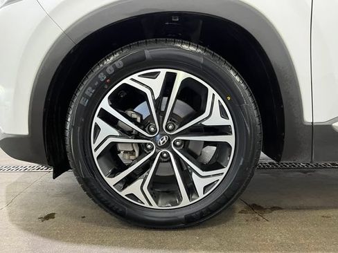 Used 2019 Hyundai Santa Fe AWD image 25