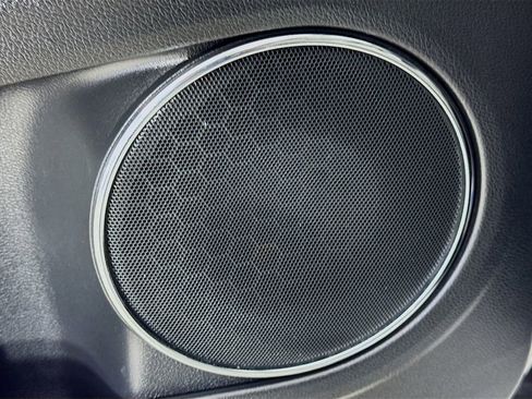 Used 2019 Honda HR-V EX-L image 24