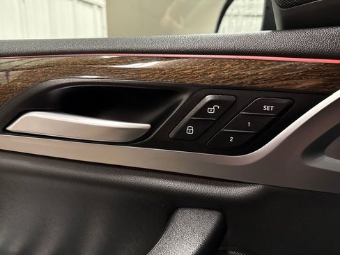 Used 2022 BMW X4 xDrive30i image 16