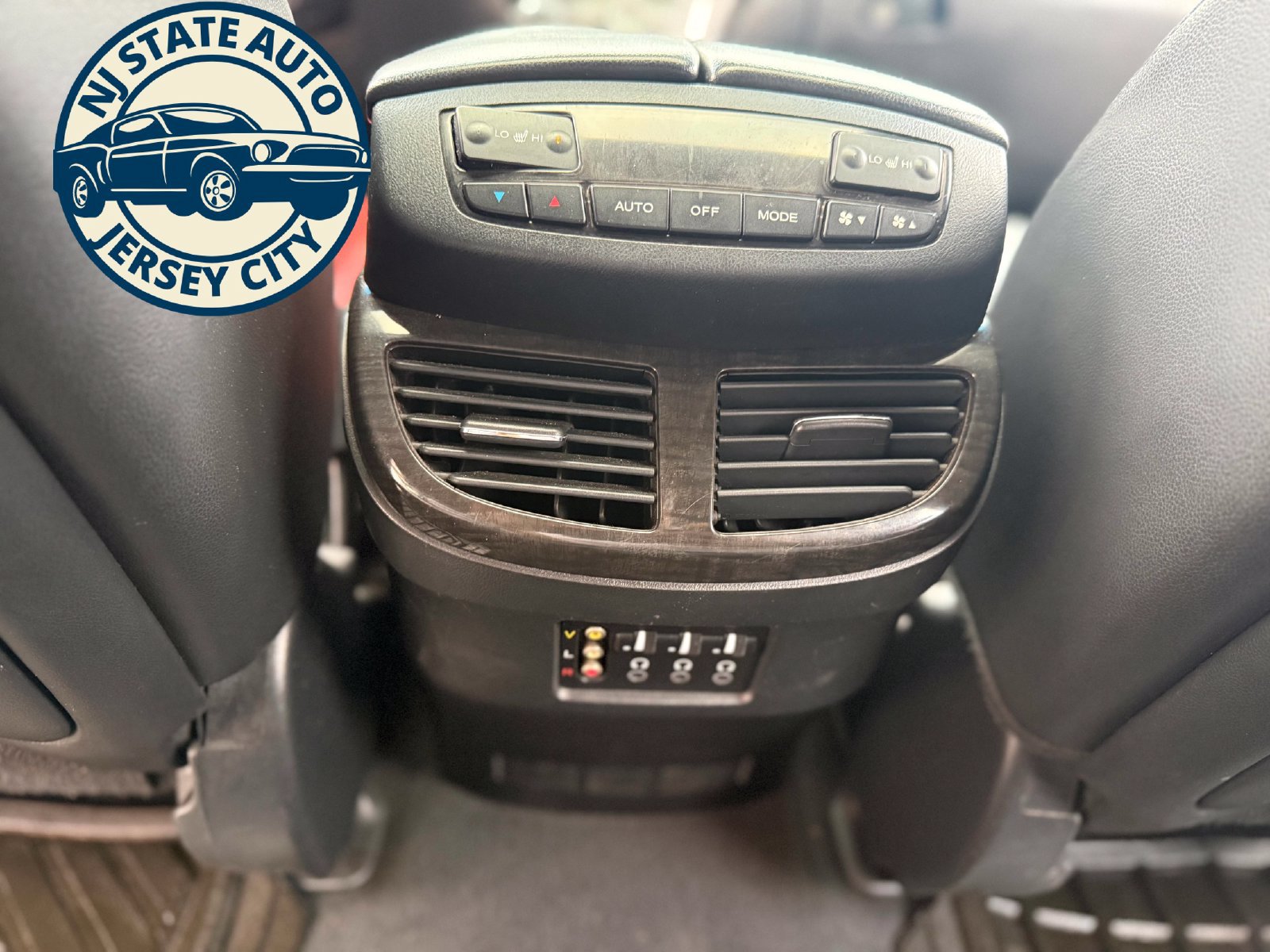 Used 2008 Acura MDX w/ Tech & Entertainment Pkg AWD/4WD image 18