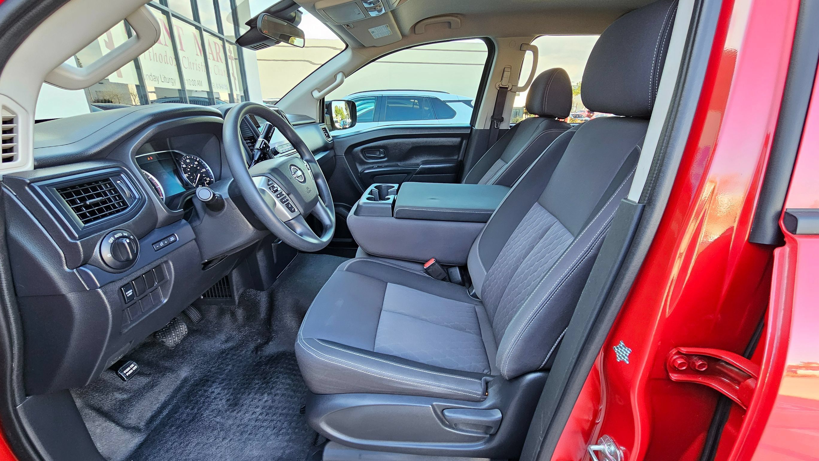 Used 2023 Nissan Titan S w/ S Utility Package RWD image 16