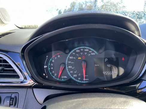 Used 2020 Chevrolet Spark LT image 21