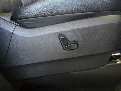 Used 2019 Dodge Grand Caravan GT FWD image 25