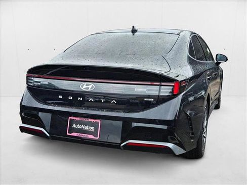 Used 2025 Hyundai Sonata SEL image 2