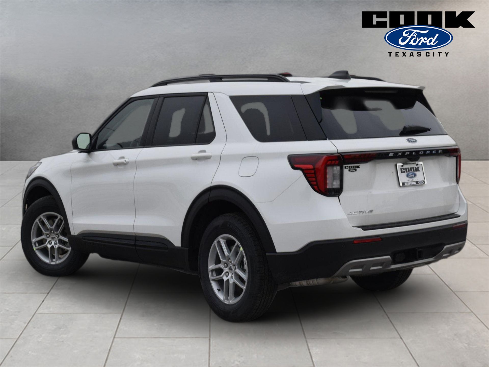New 2026 Ford Explorer Active w/ Active Comfort Package RWD image 4