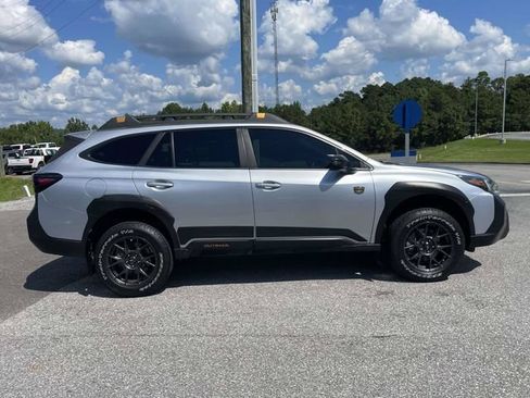 Used 2022 Subaru Outback Wilderness AWD/4WD image 2