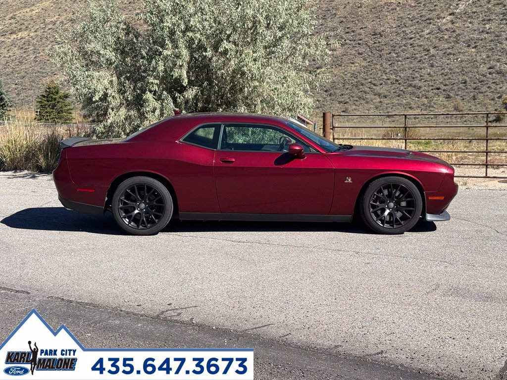Used 2017 Dodge Challenger R/T Scat Pack w/ Dynamics Package RWD image 6
