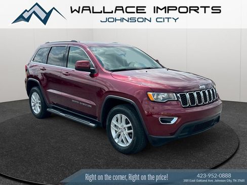 Used 2017 Jeep Grand Cherokee Laredo w/ Quick Order Package 23E AWD/4WD image 7