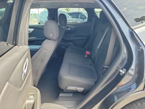 Used 2022 Chevrolet Blazer LT FWD image 14