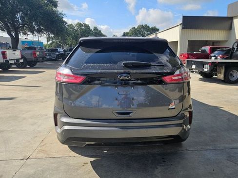 Used 2024 Ford Edge SE w/ Black Appearance Package AWD/4WD image 7