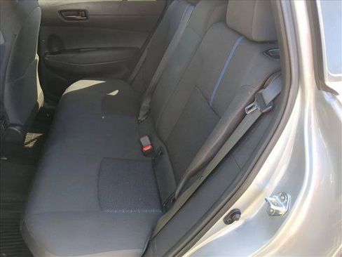 Used 2024 Toyota Corolla Cross AWD Hybrid w/ Moonroof Package image 19