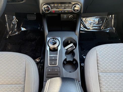 Used 2021 Ford Escape SE w/ Convenience Package image 28