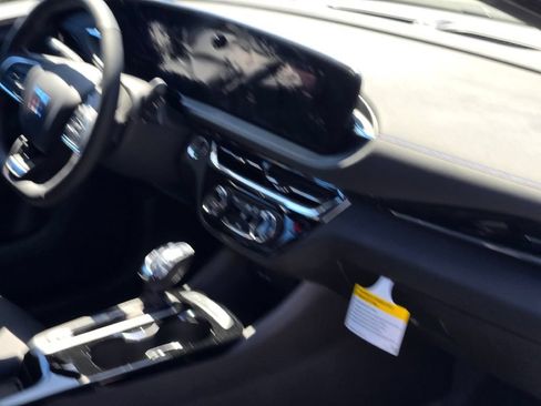 New 2026 Buick Envista Sport Touring w/ Convenience I Package FWD image 11