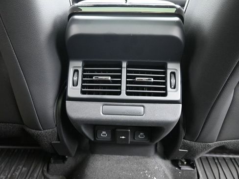 New 2026 Land Rover Range Rover Evoque S AWD/4WD image 17